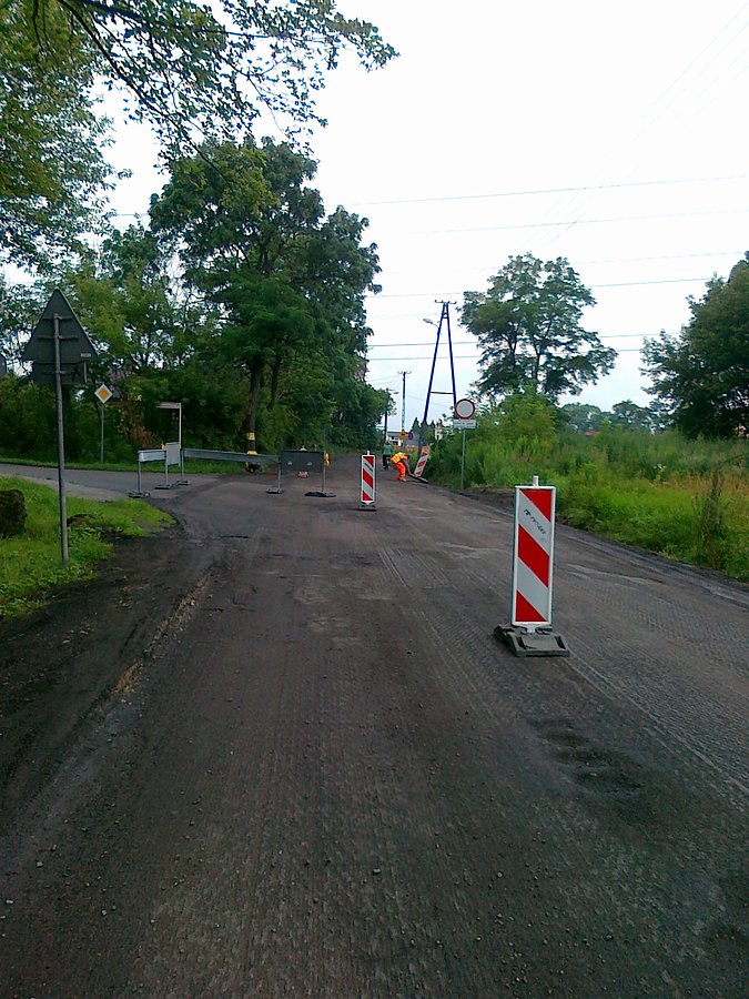 Remont drogi z Umiastowa do Borzęcina