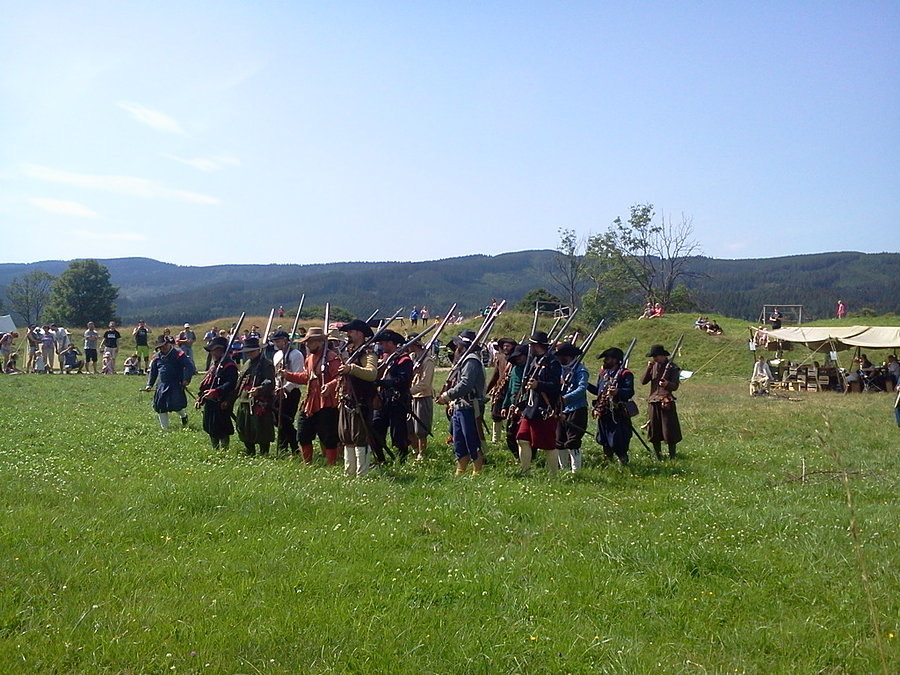 Musztra