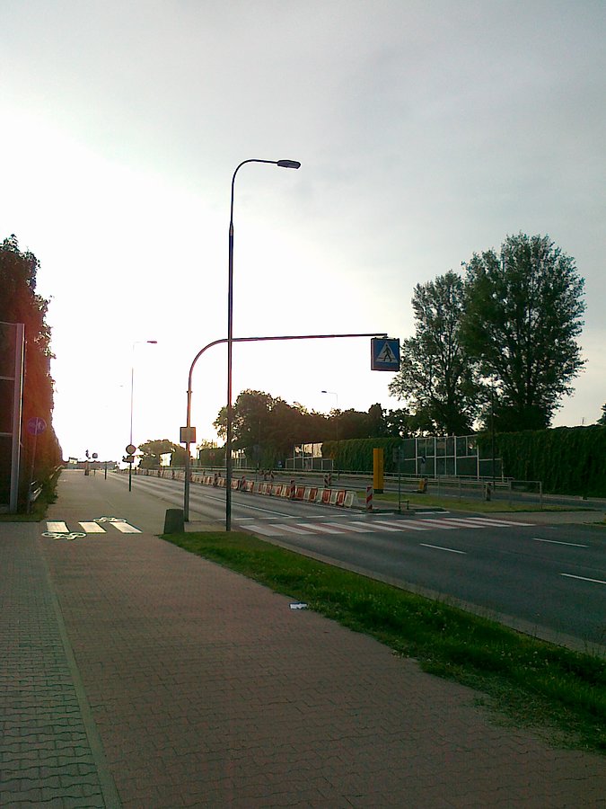 Na wschodzie świeciło słońce