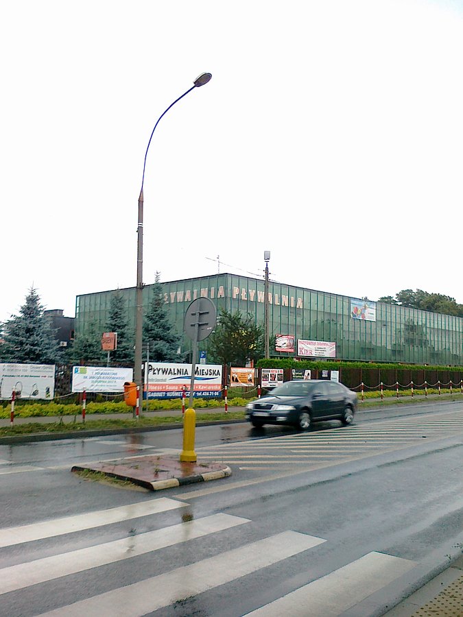 Pływalnia w Ożarowie