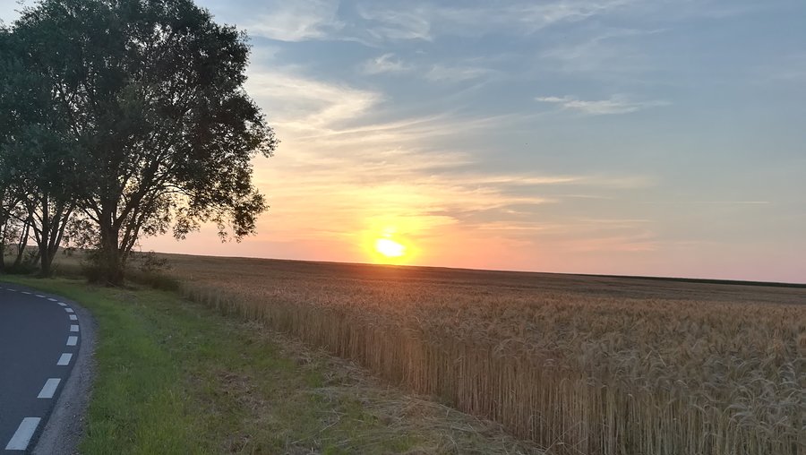 Zachód słońca przed Rosnowem
