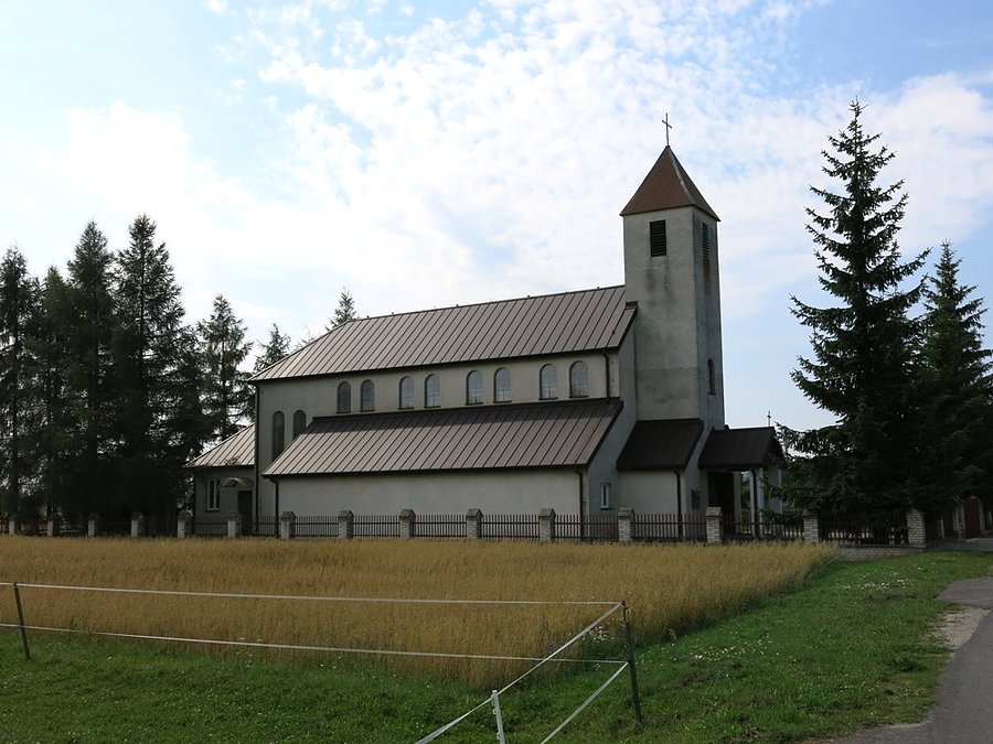 Kościółek w Dąbrowej