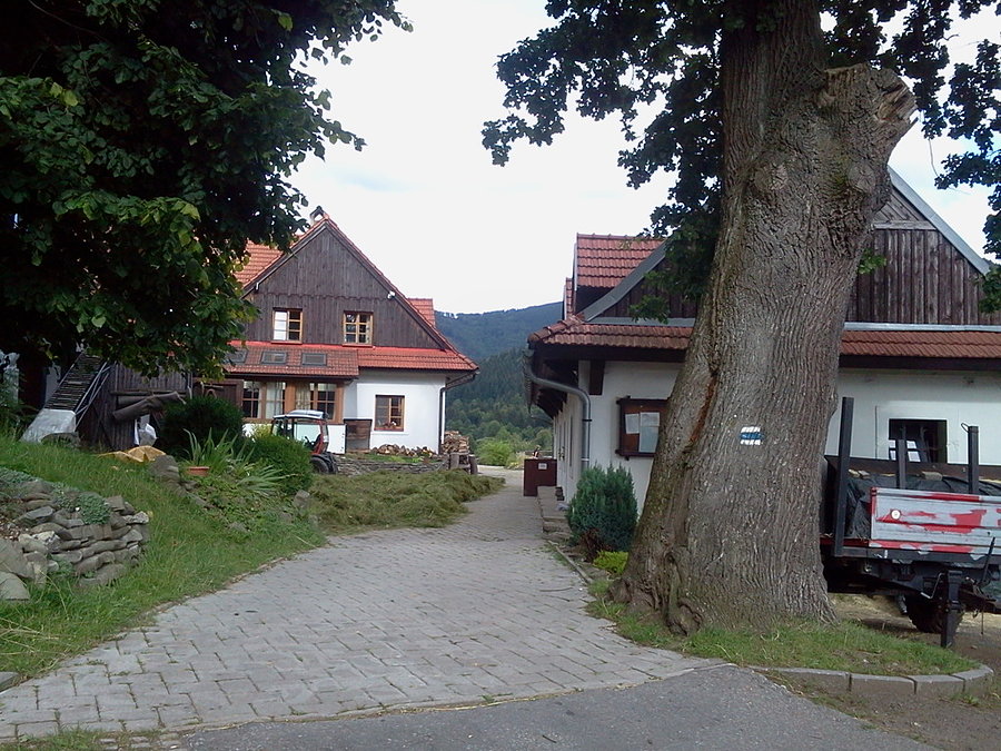 Przejazd przez Penzion Jizdarna