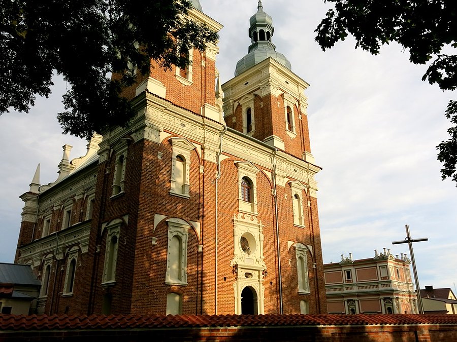 Manierystyczny kościół sw. Floriana i sw. Katarzyny - Gołąb k. Puław