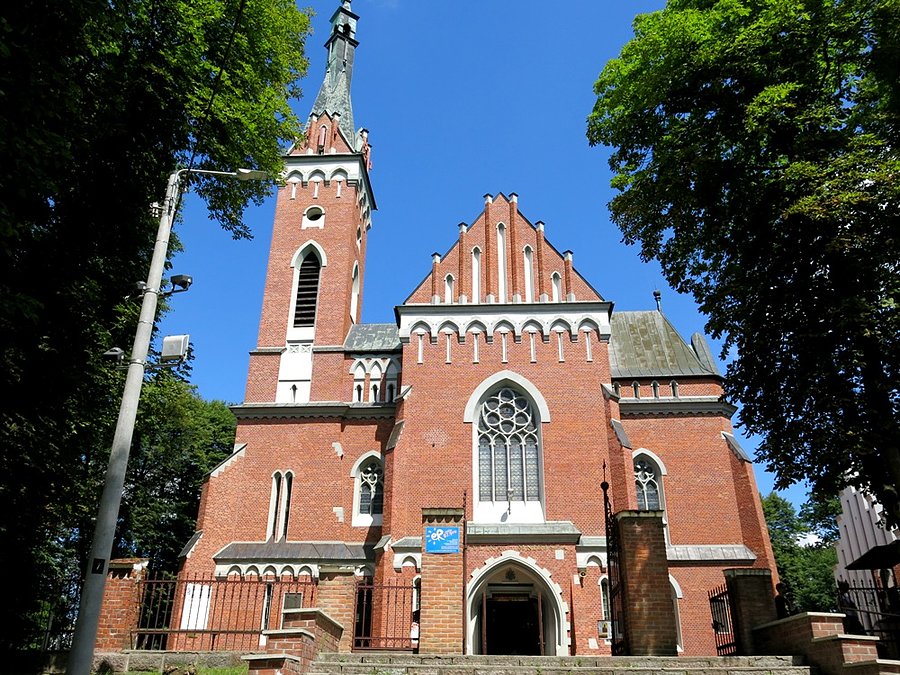 Kościół pw. św. Wojciecha w Wąwolnicy