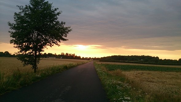 Chmury i słońce