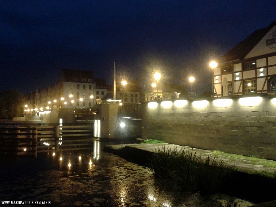 Elbląg nocą