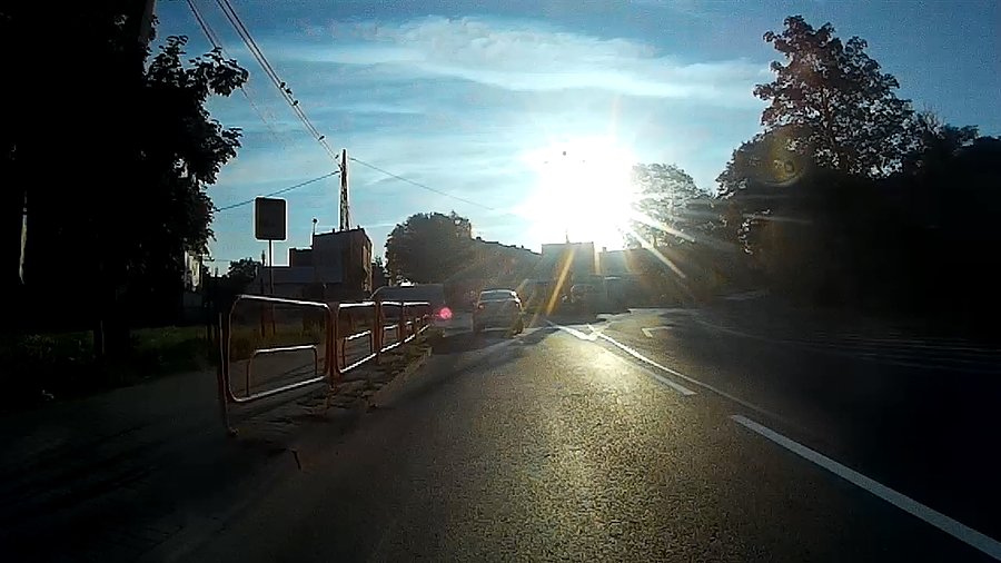 Słońce jeszcze nie grzeje, aż tak mocno