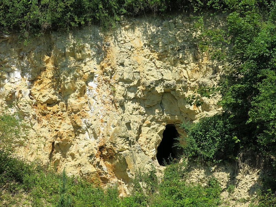 Dziura w skale - Bochotnica
