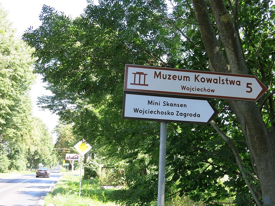 Do mini skansenu...którędy dalej?