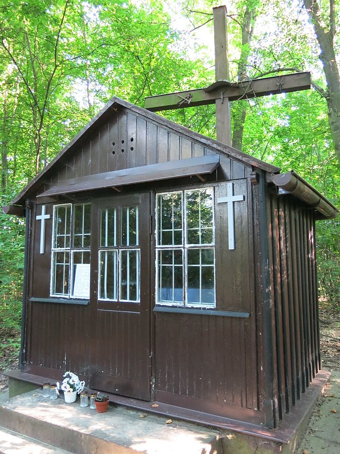 Kapliczka na Górze Jabłuszko - Nałęczów