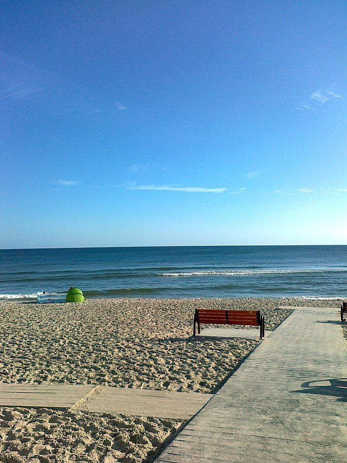 Zejście na plażę nadmorską w Jastarni