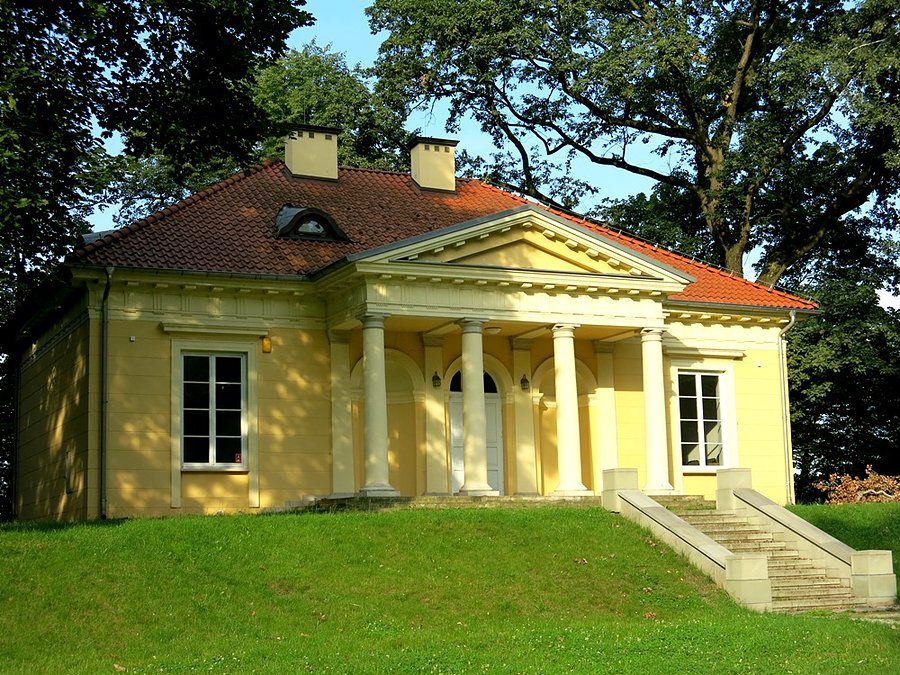 Żółty Domek Aleksandryjski - Puławy