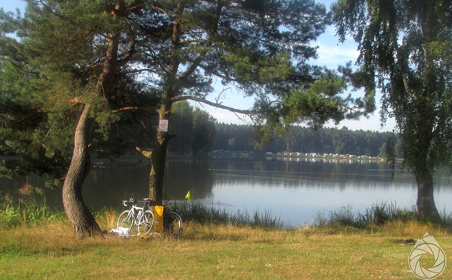 Poranek nad wodą