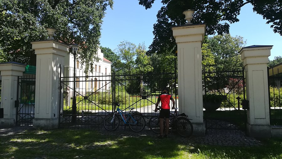 Przy Muzeum Rolnictwa w Szreniawie