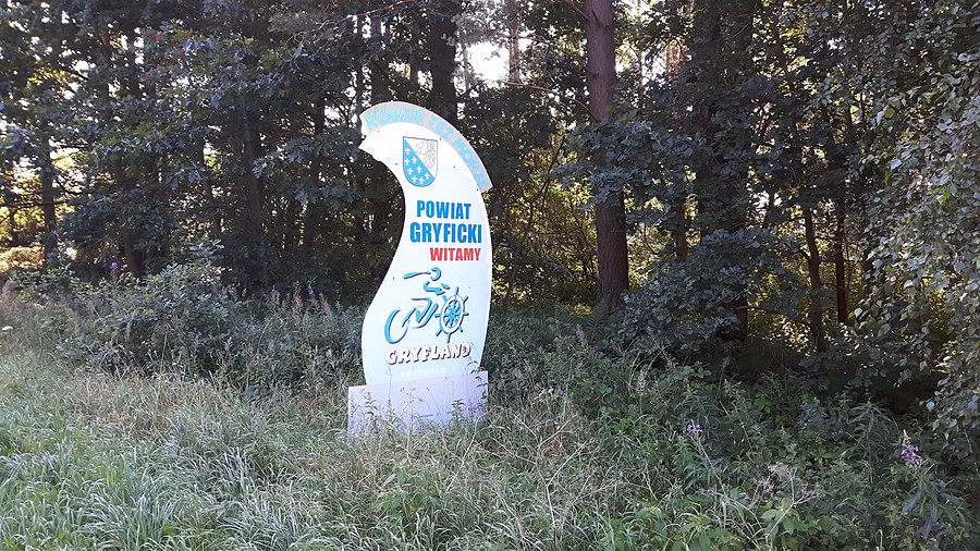 Rowerowe logo powiatu gryfickiego i hasło: Rower też morze