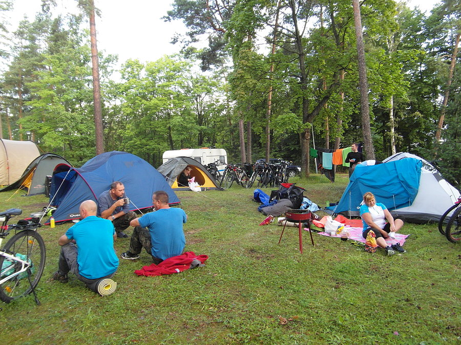 Niedzielny poranek na campingu w Mrągowie