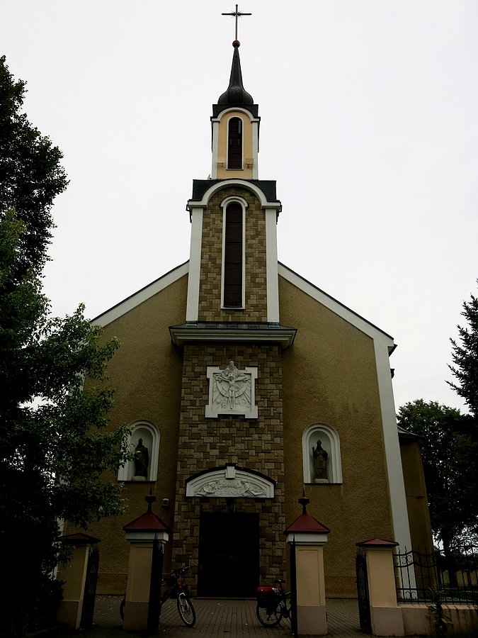 Parafia Świętej Trójcy w Łęgu Tarnowskim