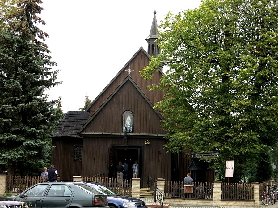 Drewniany kościół w Żelichowie