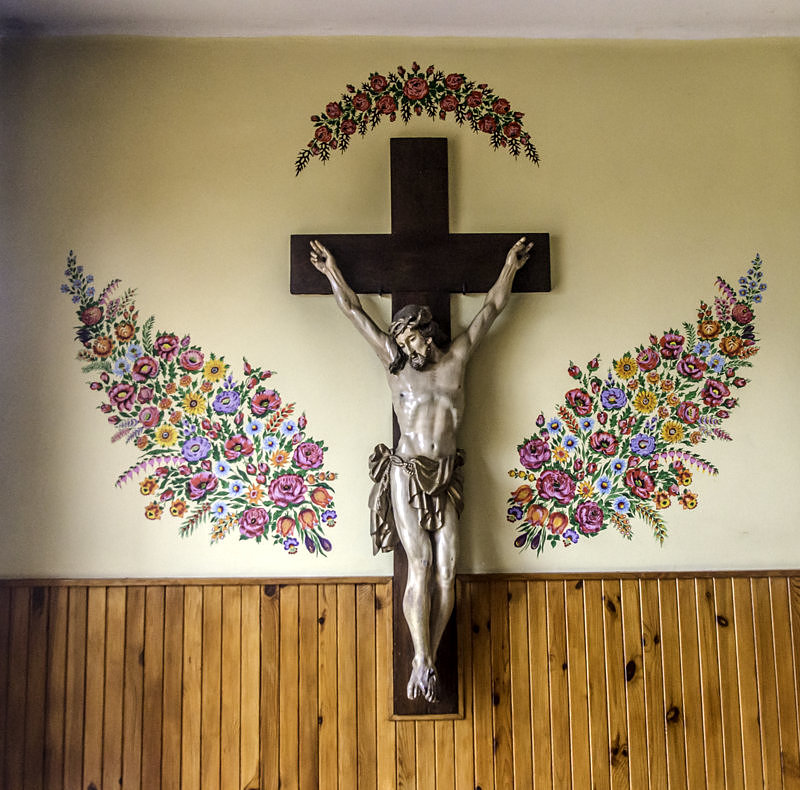 Krzyż w przedsionku