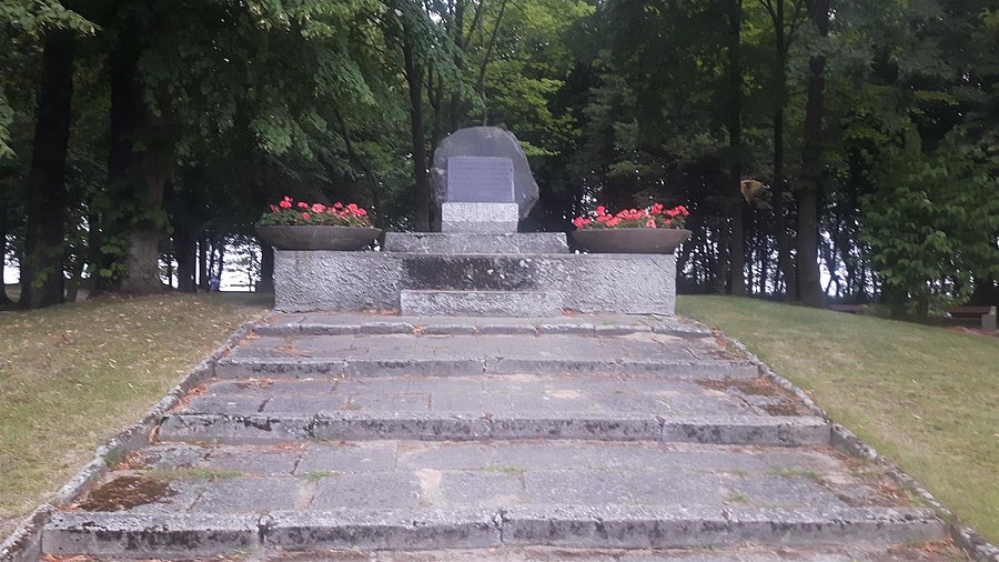 Miejsce składania kwiatów w Niechorzu