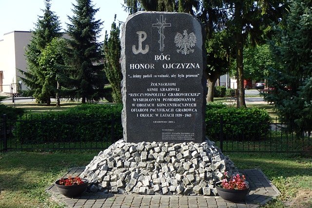 Grabowiec - pomnik ku czci poległych żołnierzy AK