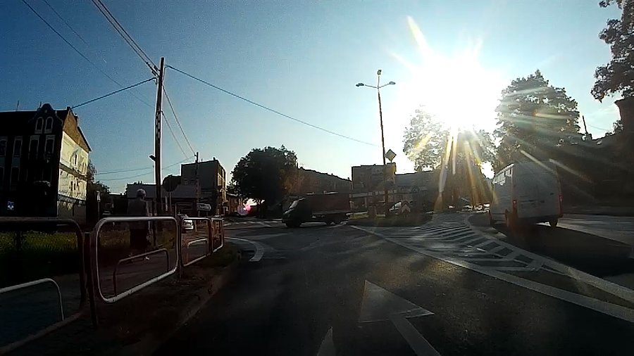 Słońce zaczyna przygrzewać