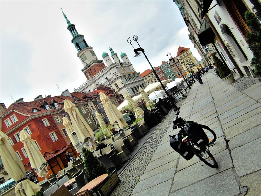 Rowerowy spacer po poznańskiej starówce