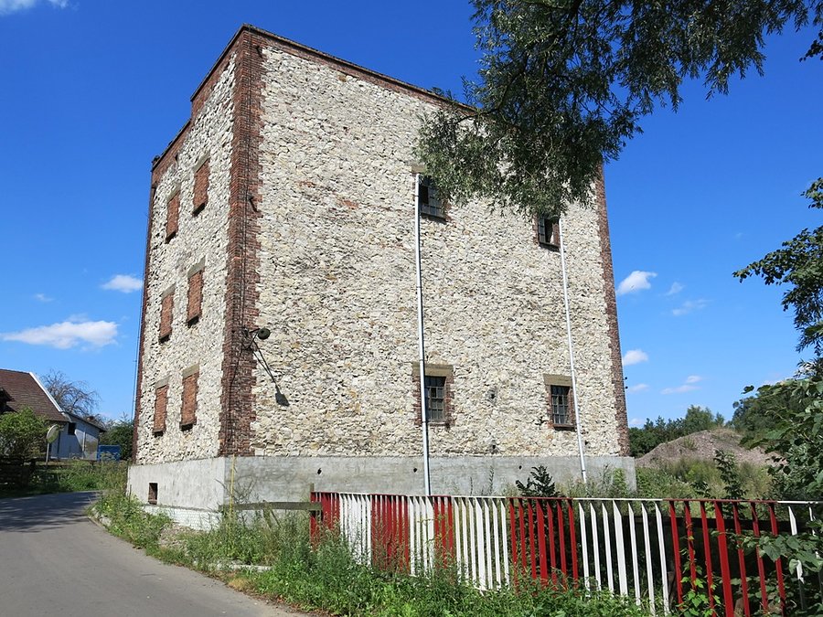 Kolejny młyn