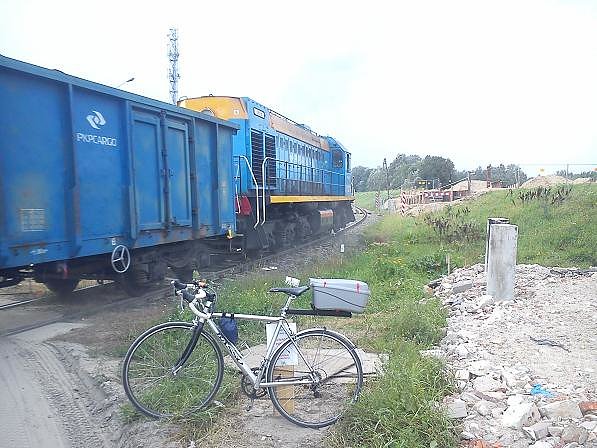 A tych wagonów jest ze czterdzieści ale we wszystkich węgiel