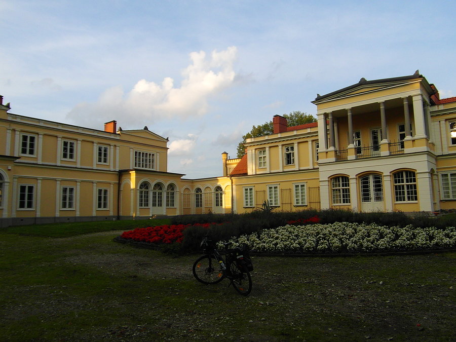Pałac w Waplewie Wielkim