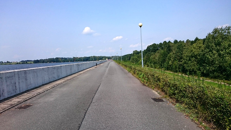 Zapora na zbiorniku Łąka