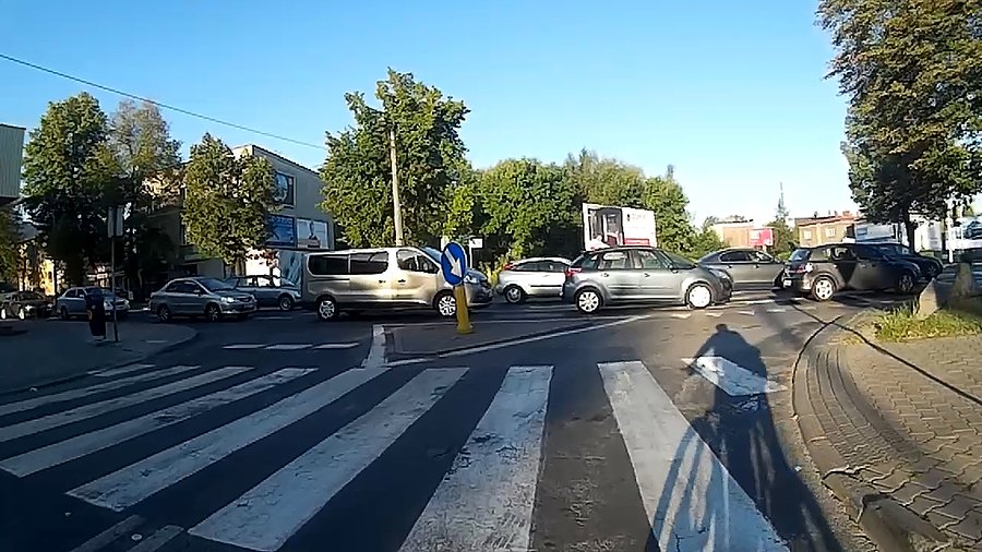 Jakby więcej samochodów
