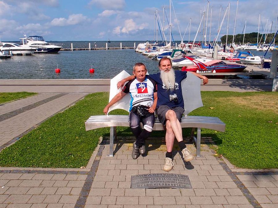 Ja i siwobrody na tej samej ławeczce :)