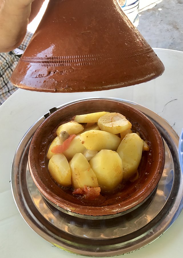 Za tą wiatrową masakrę tadżin się należy