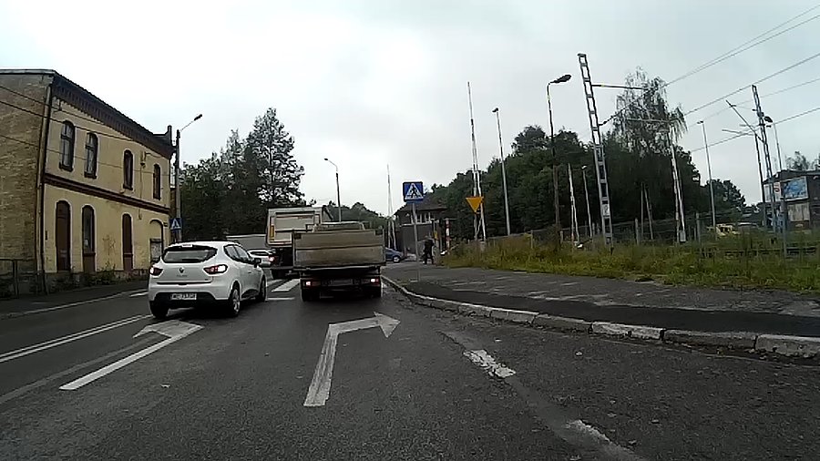 Na Wirku w pobliżu przejazdu kolejowego