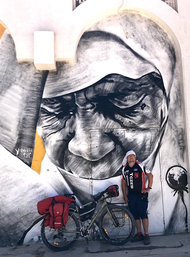 Ciekawy mural