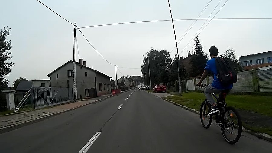 Trafił się i rowerzysta