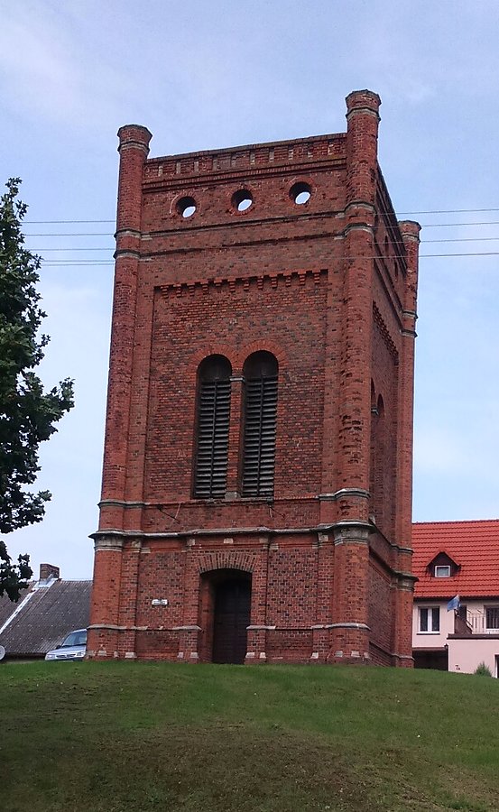 Lubasz przykościelna dzwonnica
