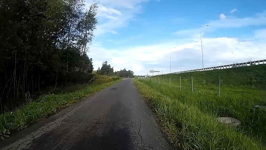 Na drodze technicznej przy A4