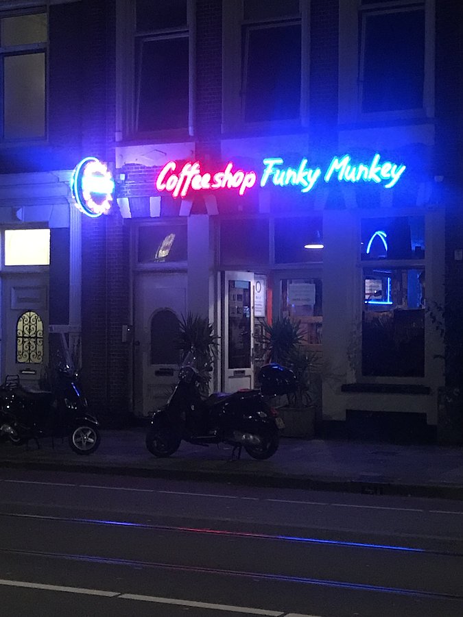 Wieczorowy sklepik jakich u nas nie ma