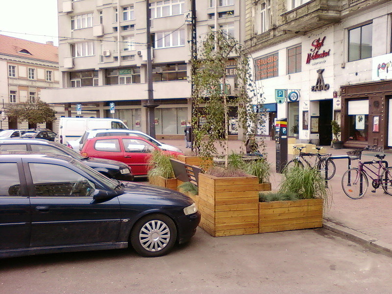 Parklet na Pl. Wolności