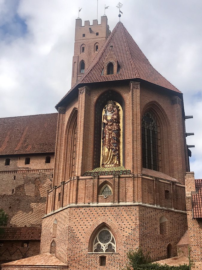 Odnowiona figura na zamku w Malborku