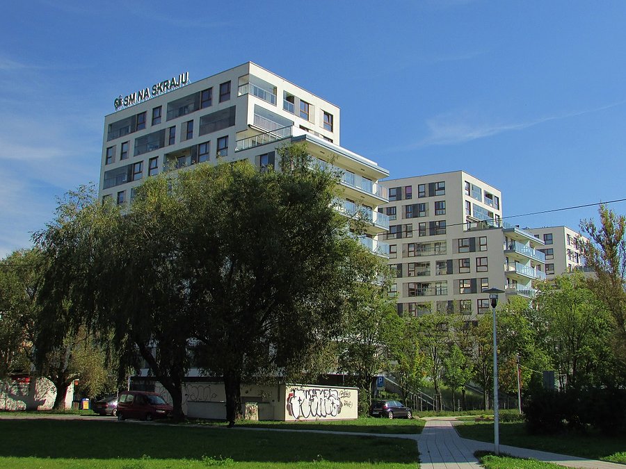 Cynamonowa 19