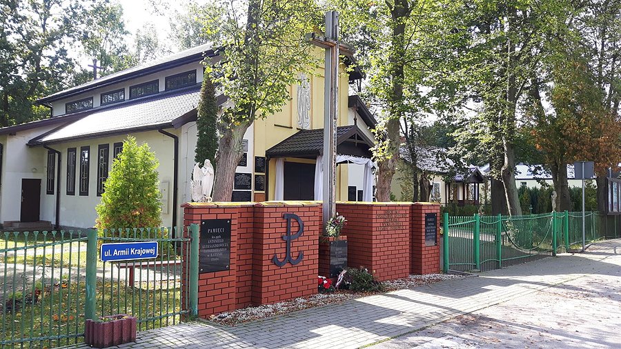 Krzyż z grobu ks. Jerzego