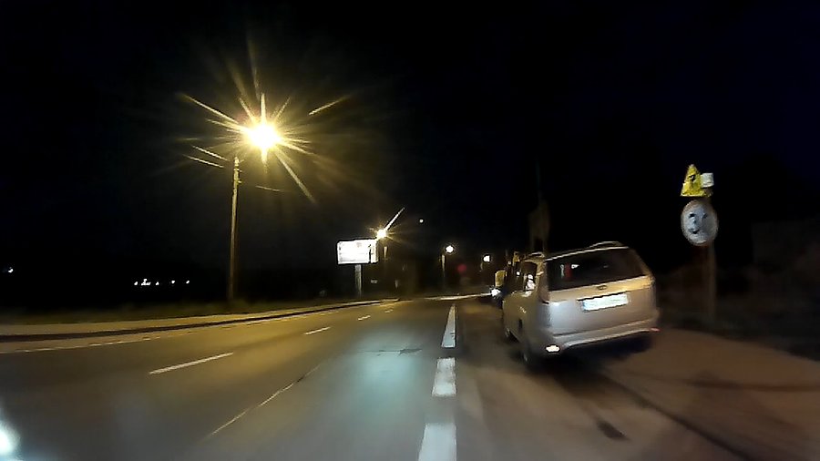 Znalazł sobie miejsce do parkowania