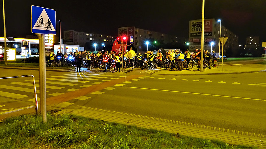 Świetlik 2017 r - nocny przejazd po ulicach i ścieżkach Tczewa.;)