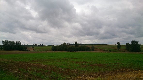 Ciemne chmury w Wierciszowie