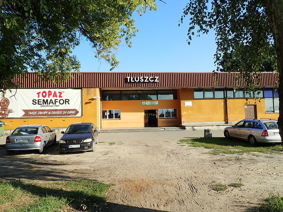 Tłuszcz. Stacja kolejowa