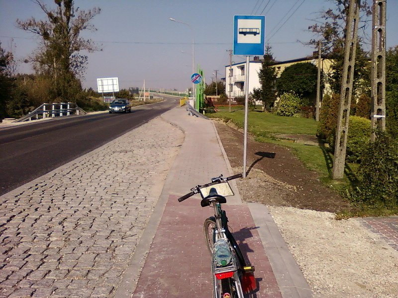 Bubel rowerowo-przystankowy